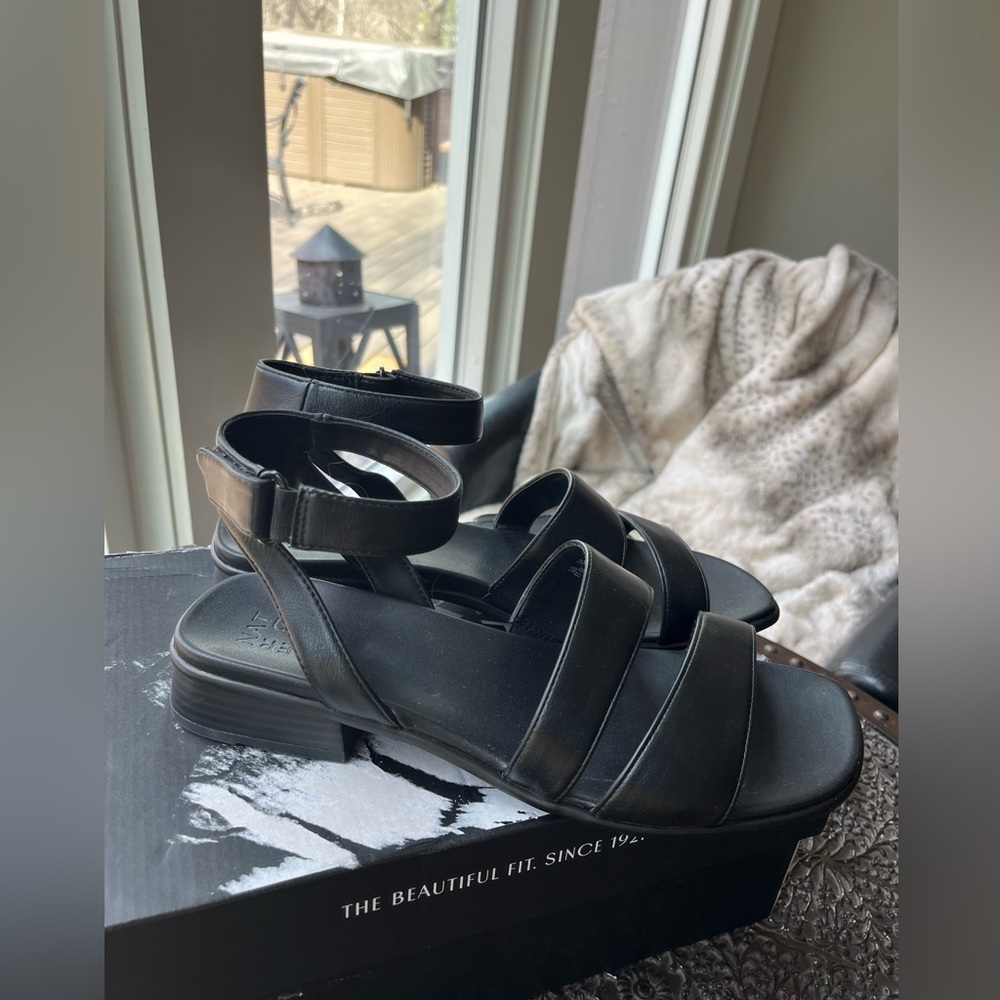 NATURALIZER EFFIE SQUARE TOE BLACK SANDALS 11 W WIDE - Picture 8 of 11